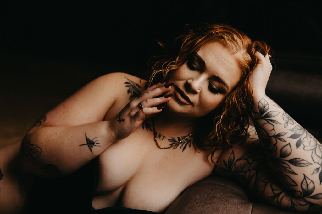 Milwaukee Plus-Size Boudoir Photo Session