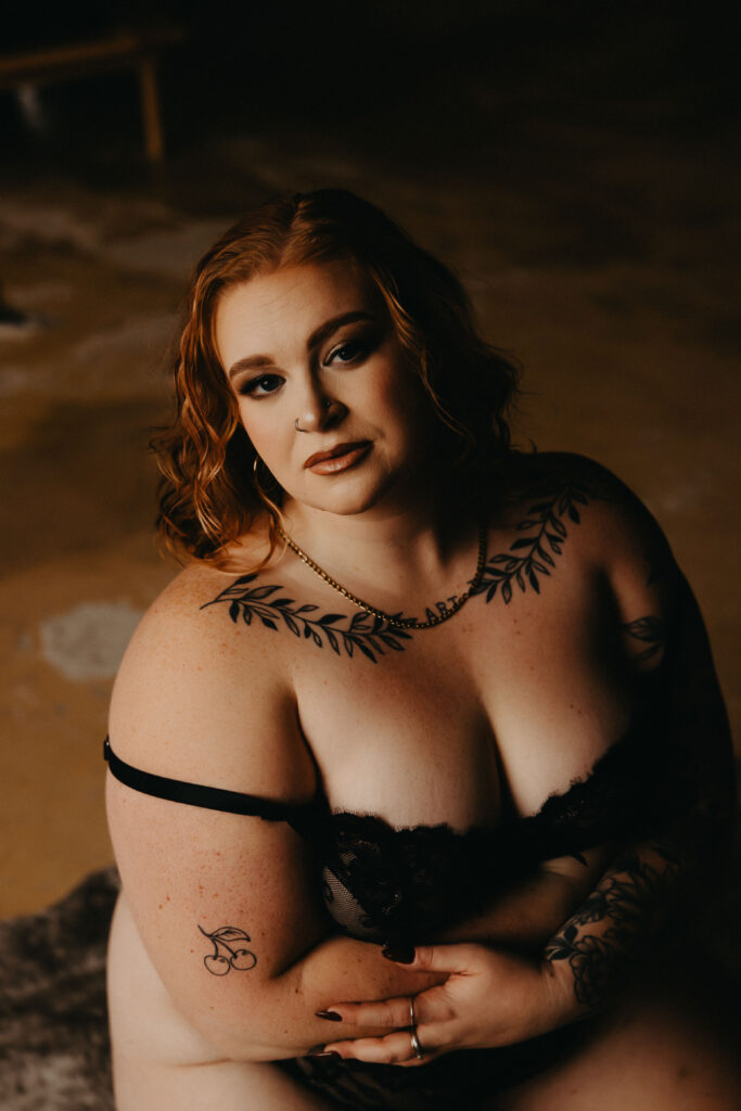 Milwaukee Plus-Size Boudoir Photo Session