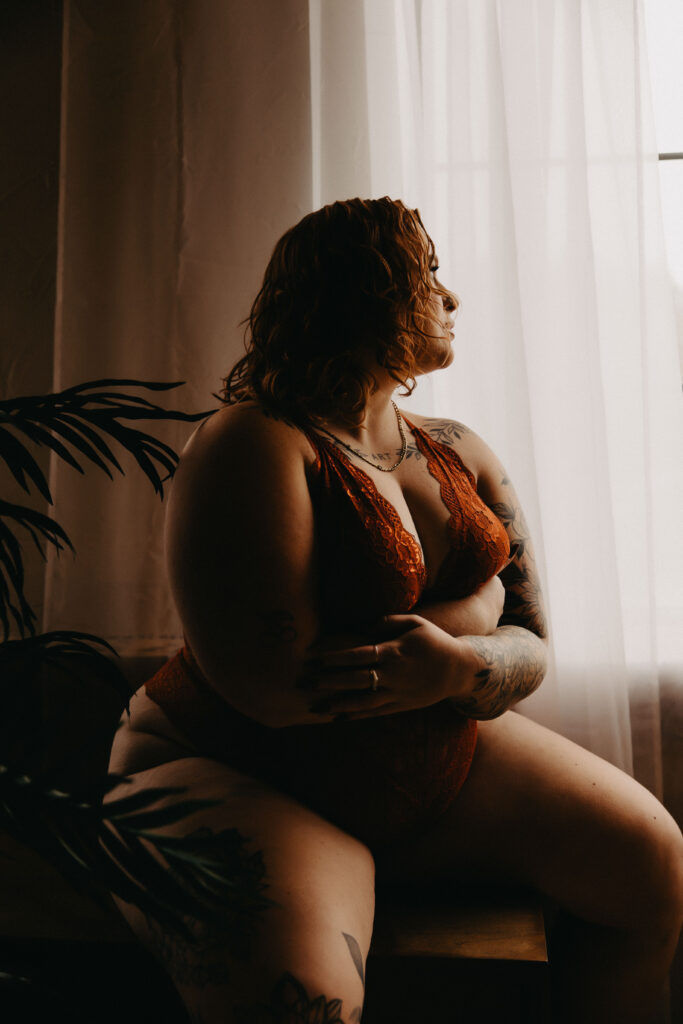 Milwaukee Plus-Size Boudoir Photo Session